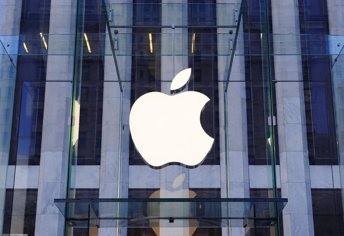 An image of the Apple logo | Logo Design Surrey | Thunderbolt